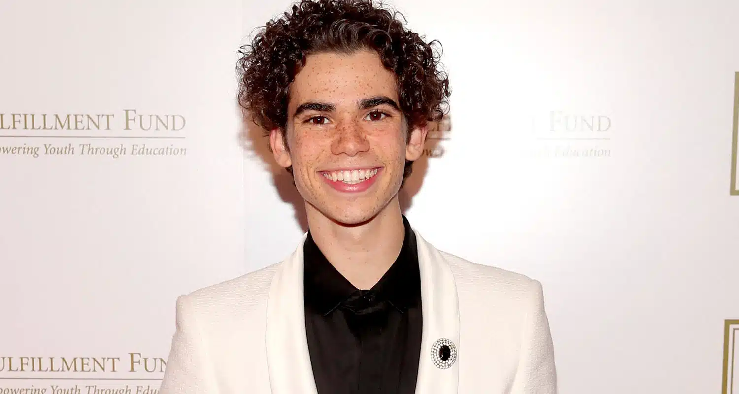 Cameron Boyce (sa taille, son poids) qui est sa femme